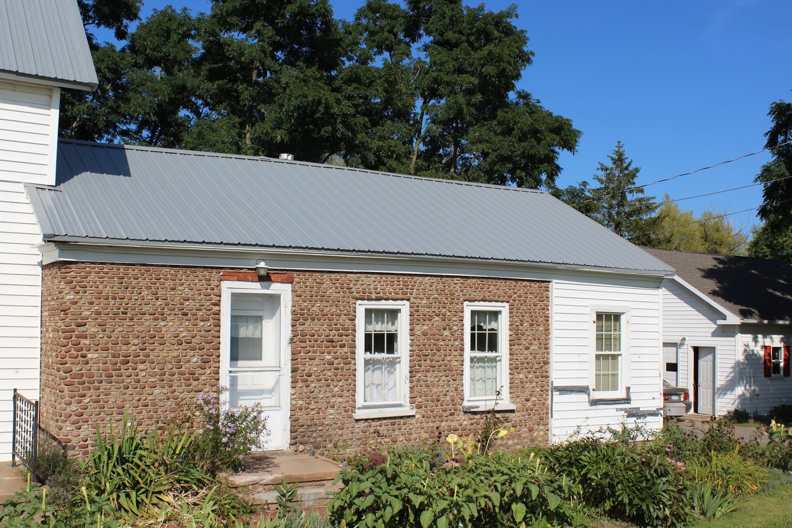 7816 Route 104, Clarkson - 1